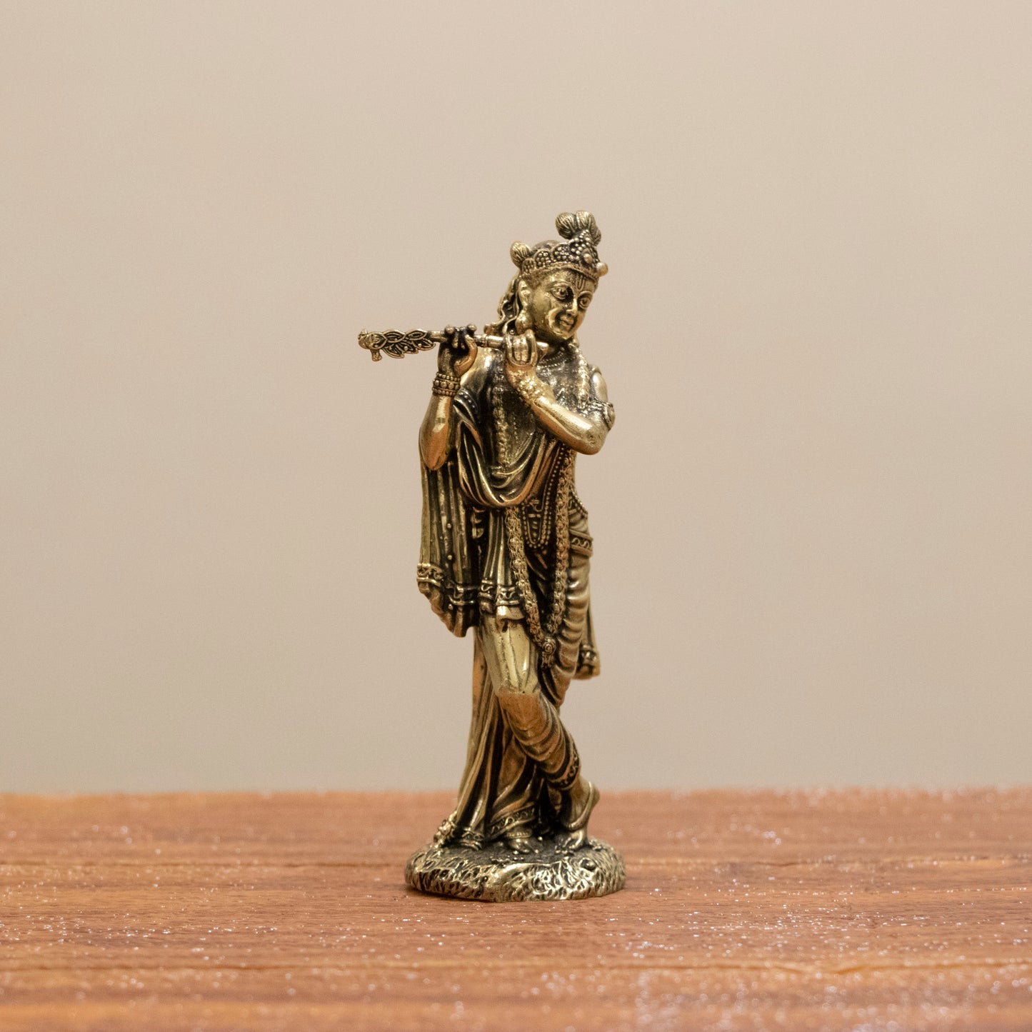 Elegant Lord Krishna Brass Idol – Bring Home Divine Grace & Serenity - 5 Inches
