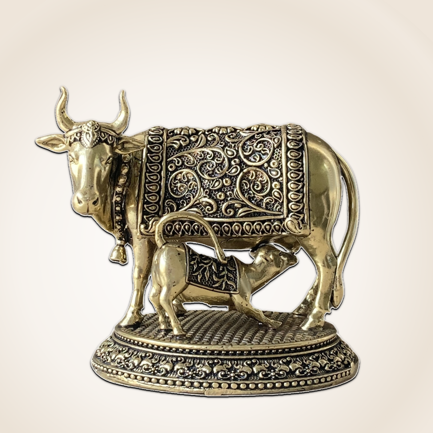 Kamdhenu cow and calf for nurturing vastu brass idol by The Atrang