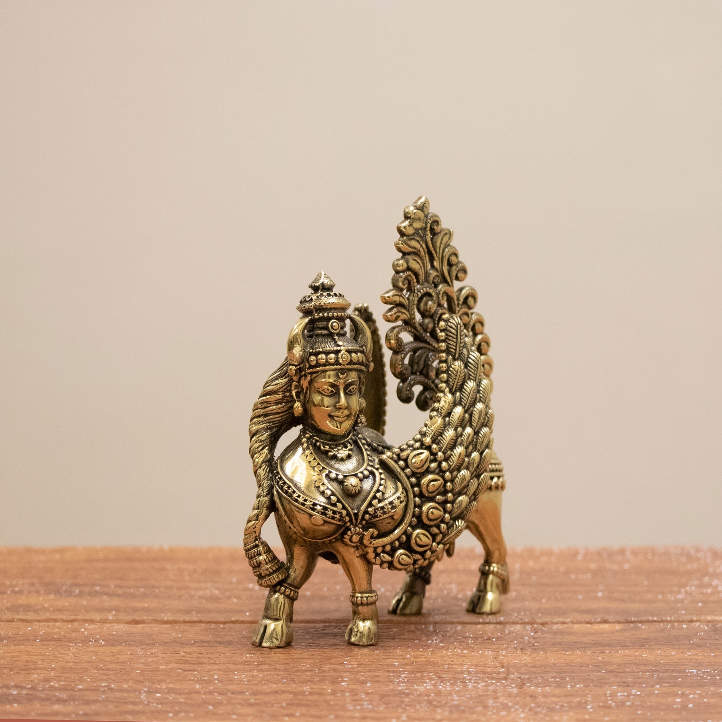 Kamdhenu Cow Brass Idol for Prosperity & Abundance | Vastu Decor - 3.5 Inches